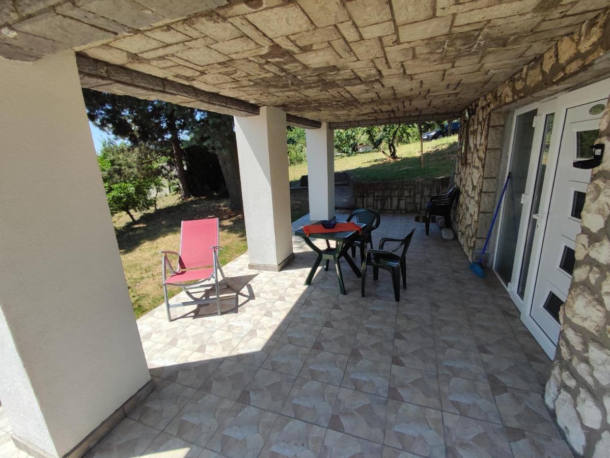Milicin Konak Vrdnik Exterior foto